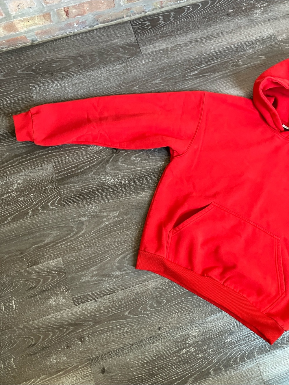 red Comfrt Unisex Adult's Oversized Pullover Hoodie - Picture 11 of 16